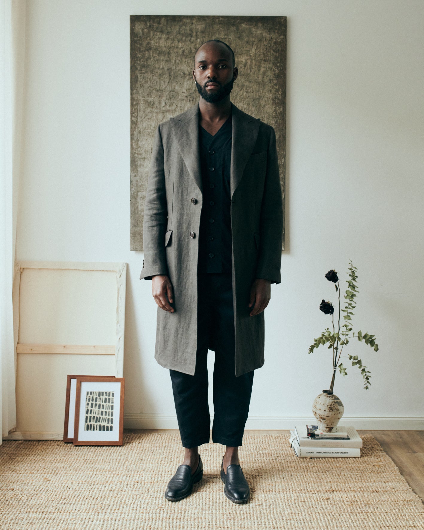 b. linen long blazer peak lapel