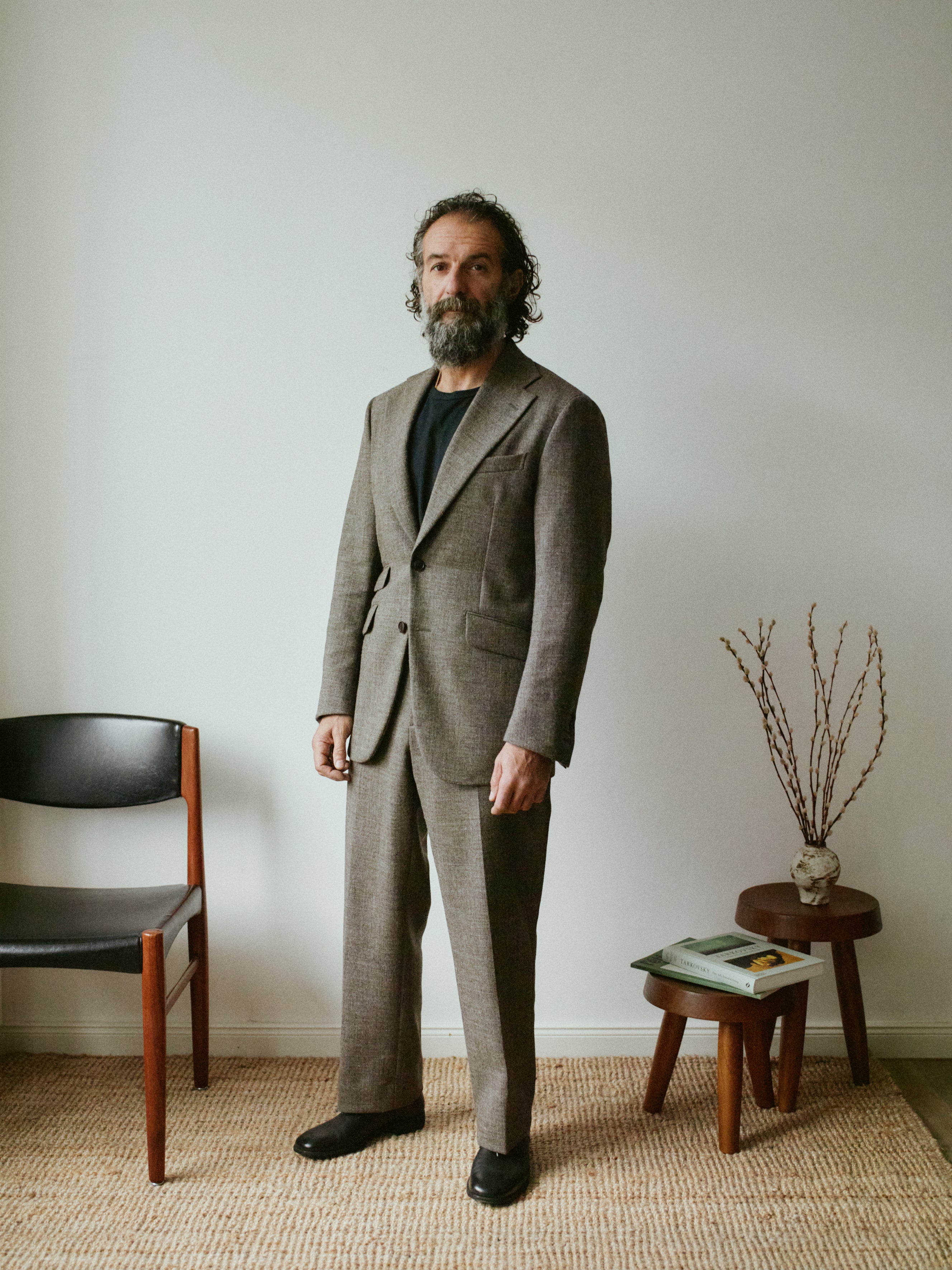 undyed british wool suit (made to order) – maison rose